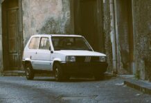Fiat Panda 4×4 na co dzień i w teren – mały samochód o dużych możliwościach Fiat Panda 4x4 na co dzień i w teren – mały samochód o dużych możliwościach
