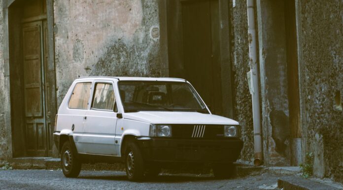 Fiat Panda 4×4 na co dzień i w teren – mały samochód o dużych możliwościach Fiat Panda 4x4 na co dzień i w teren – mały samochód o dużych możliwościach